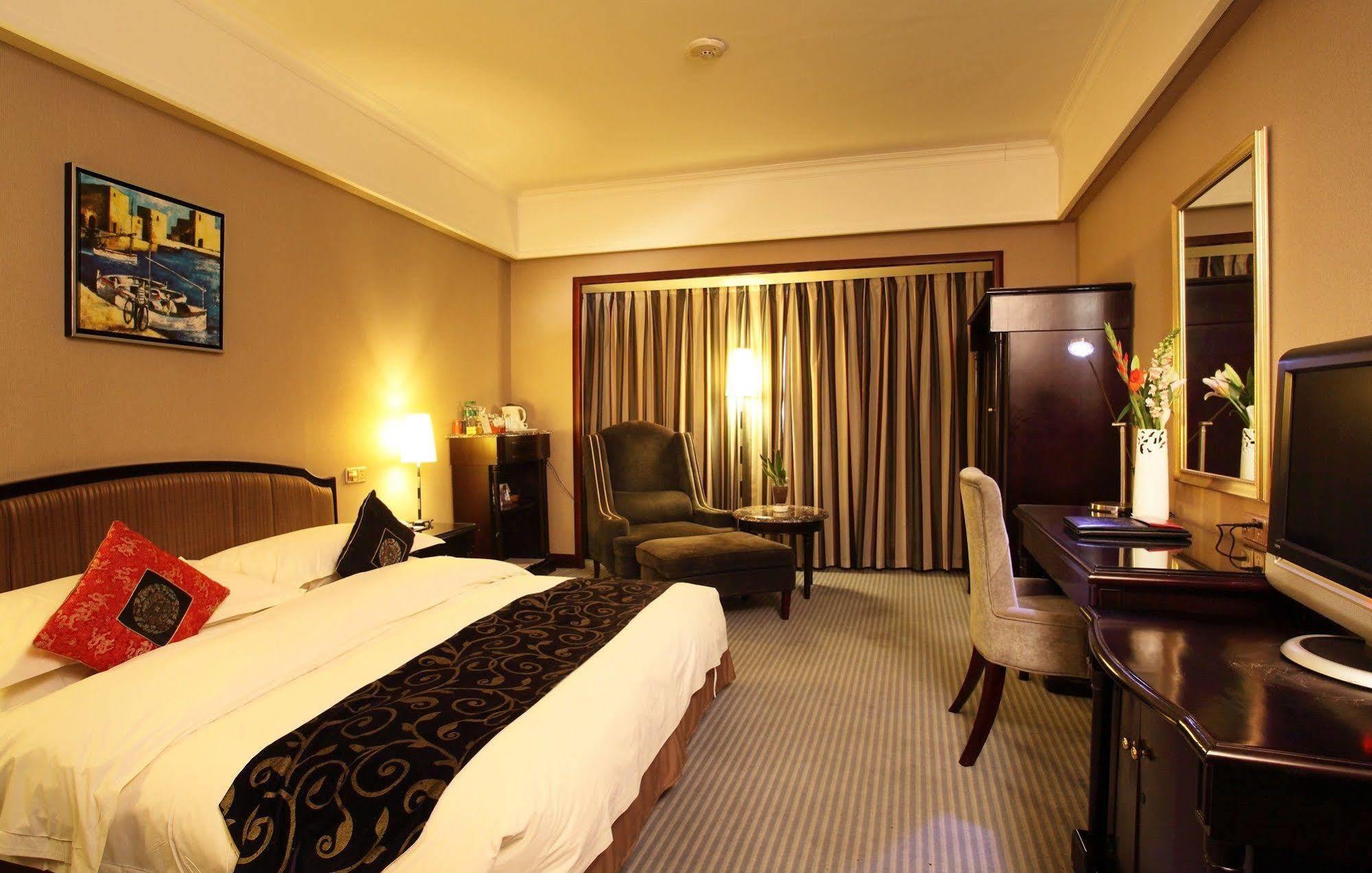 Weilai Conifer Hotel Zhengzhou Luaran gambar